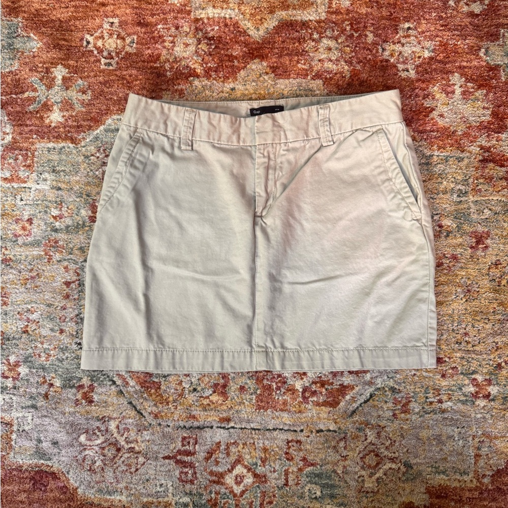GAP Tan Mini Skirt Classic Cotton Design